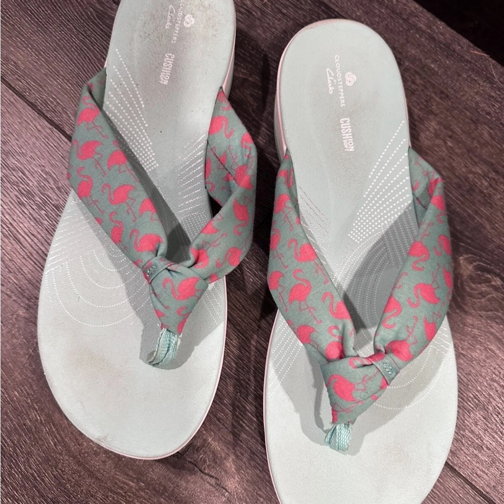 Clark’s Cloudsteppers cushion soft wedge flamingo Flip Flops women size 12 - Picture 2 of 6